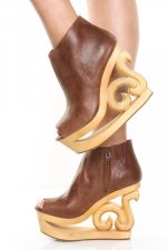 brown-jeffrey-campbell-wedges_400.jpg