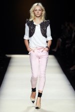 SPRING 2011 RTW 11.jpg