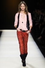 SPRING 2011 RTW 13.jpg