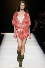 SPRING 2011 RTW 16.jpg