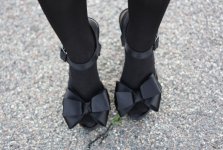 asos-kmpe-slje-med-with-big-bow-heels-stiletter-black-sorte-platform.jpg