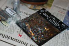 glitter-diy-2.jpg