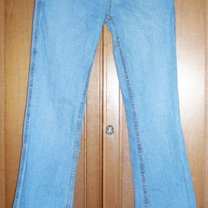 MJR Sales
FAMOUS CATALOG BOOTCUT STRETCH JEAN SZ 2
Price: $8.80