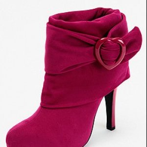 Women’s Short Boots Cherry Pink
Wholesale цена:US$ 15.55 
мерка:35-39
http://www.wholesale-dress.net/goods-1119898-Women-E2-80-99s-Short-Boots-Cherry-