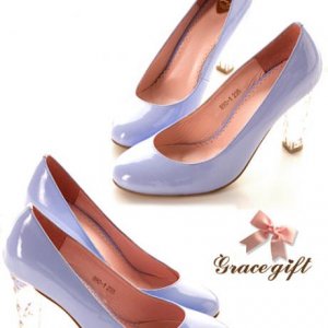 Round Toe High Heel Wedge Purple
Wholesale цена: US$ 10.66 
http://www.wholesale-dress.net/goods-1119909-Round-Toe-High-Heel-Wedge-Purple.html