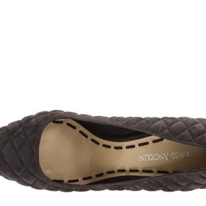 Enzo Angiolini туфли замша кубиками типа Шанель.
Цвет серо-коричневый
size: 7.5
Размер 37-37.5
width: M
Не на широкую ногу!!!
Самовывоз. Отправлю почт