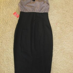 платье Asos Printed Two In One Tailored Dress
новое
цвет Mink\black
размер 6 UK
цена 750 р + пересылка