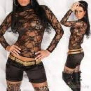 Водолазка
Материал гипюр (хороша под пиджаки)
Размер С
350 рублей.