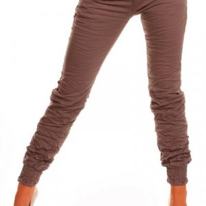 С-ка. Джинсы, цвет как на фото в реале. материал плотный. 500 р.