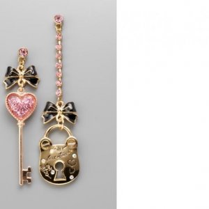 серьги BETSEY JOHNSON, 1000 рублей