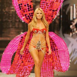 victorias secret show 2008 (day byday.od.ua)31