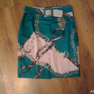 юбка размер с/м 450 руб. очень красивый цвет