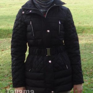 Quilted Puffer Jacket with Faux Fur Trim, р S на 95-65-95, в груди немного тянет, в талии как раз, в бедрах свободно.