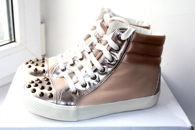 ASOS DUBSTEP Studded High Top Trainers