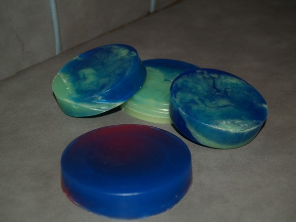 мыло ручной работы "синее море"
Делаю на заказ и для удовольствия !