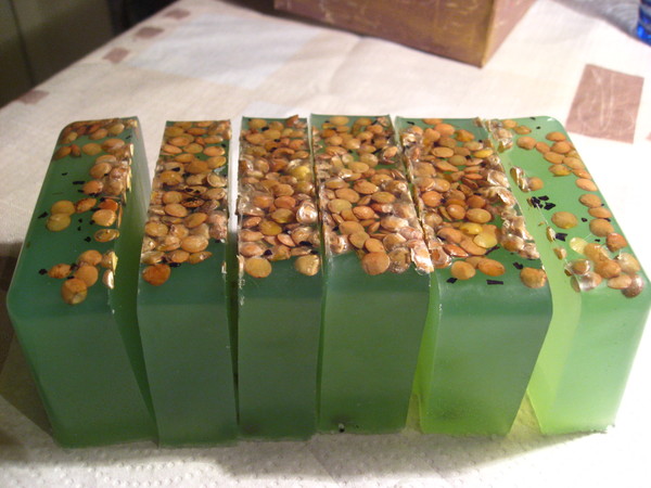 мыло ручной работы "травы"
Делаю на заказ и для удовольствия !