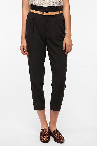 новые брюки urbanoutfitters (US6) 1000р.
http://www.urbanoutfitters.com/urban/catalog/productdetail.jsp?isProduct=product&color=001&navAction=jump&par