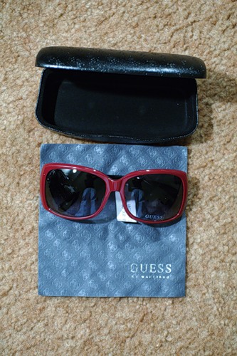 Очки Guess, 1000р