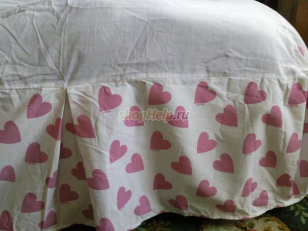 Продаю легкое коттоновое покрывало на кровать - Victoria´s Secret Twin Size BedSkirt из серии PINK , оригинал из США!
размеры -1,85 м на 1 м (размеры 