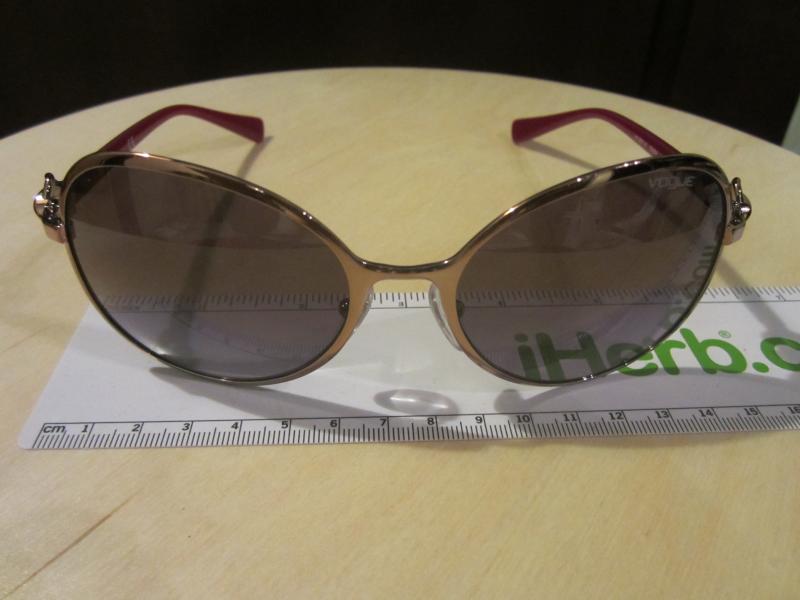 Vogue Round Light Pink Sunglasses