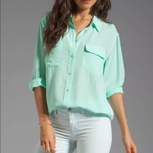 Блузка мятного цвета с чем носить