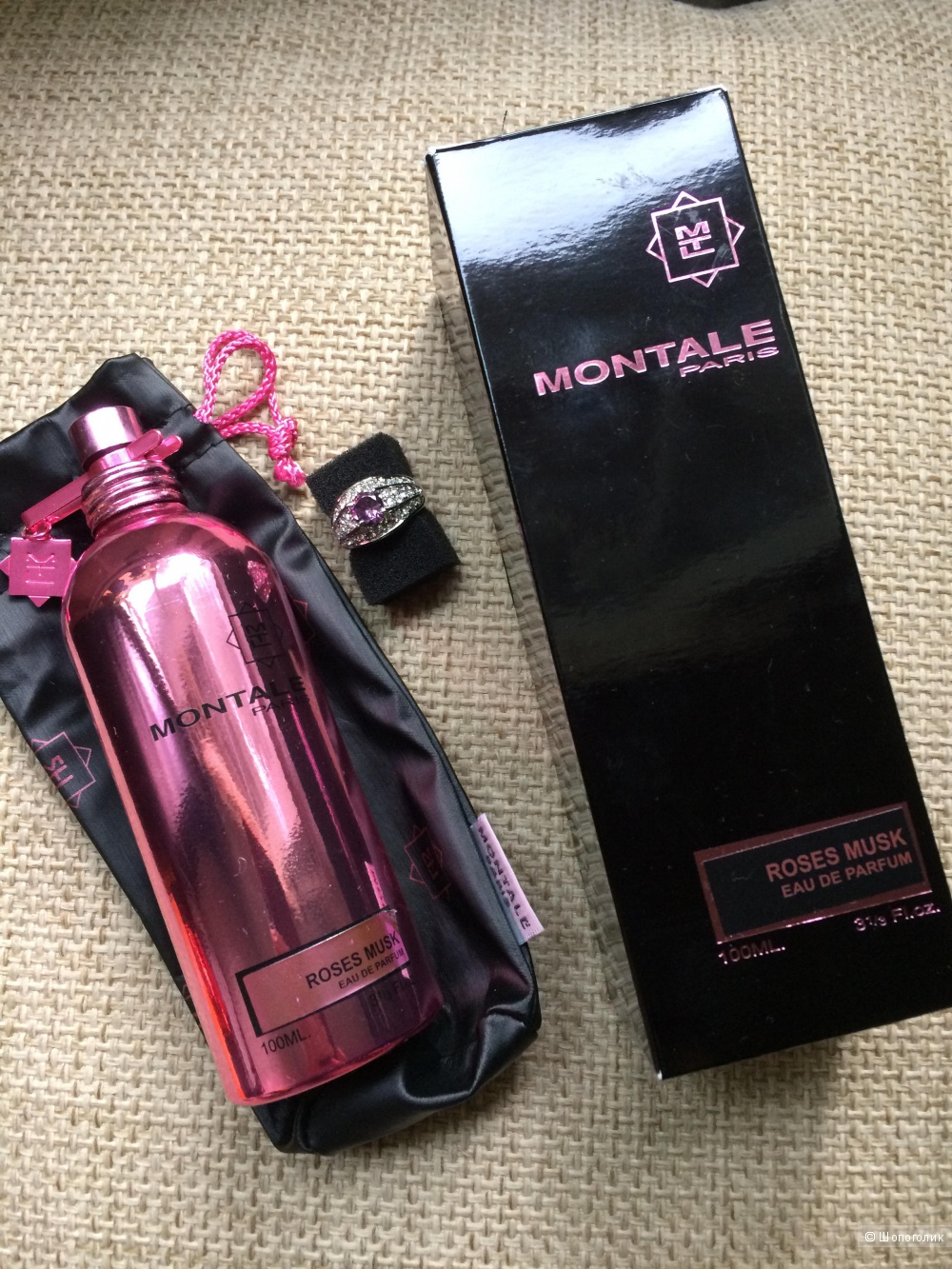Духи montale roses. Духи Монталь Roses Musk. Духи Монталь розовый мускус. Montale Roses Musk (розовый мускус).