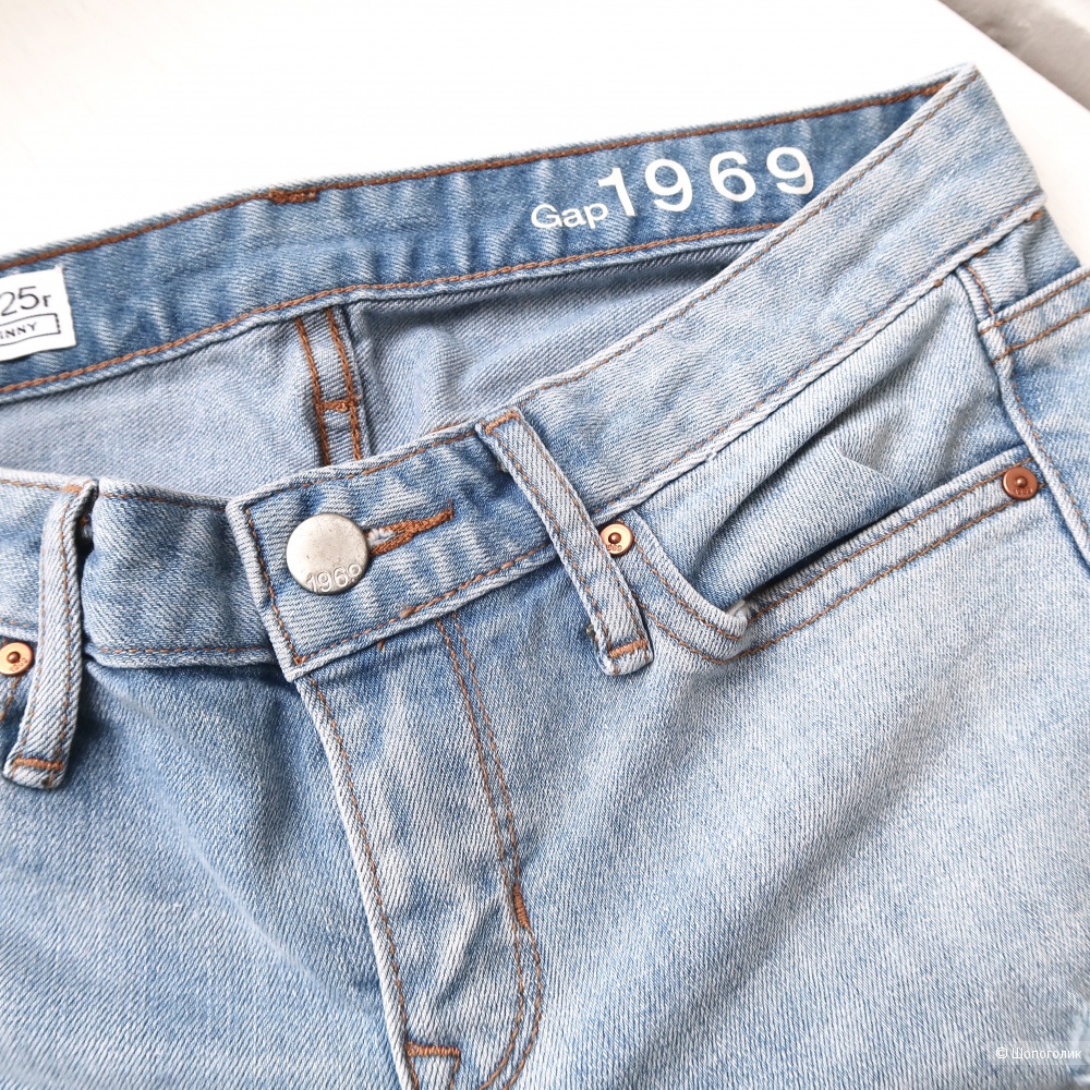 Джинсы-скинни Gap 25 размер