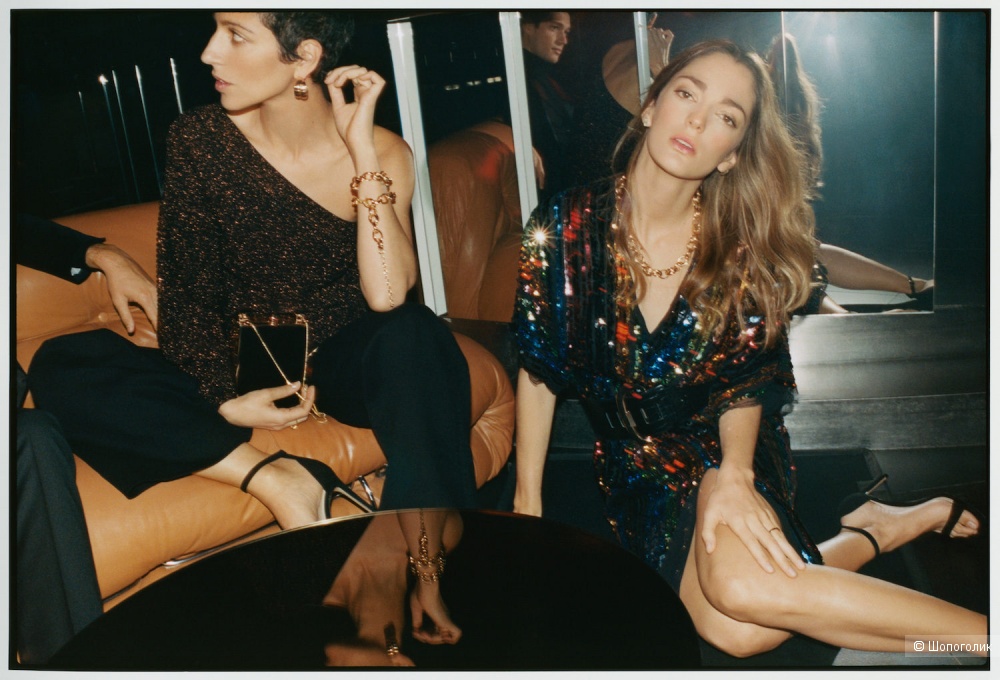 Платье с пайетками, размер М