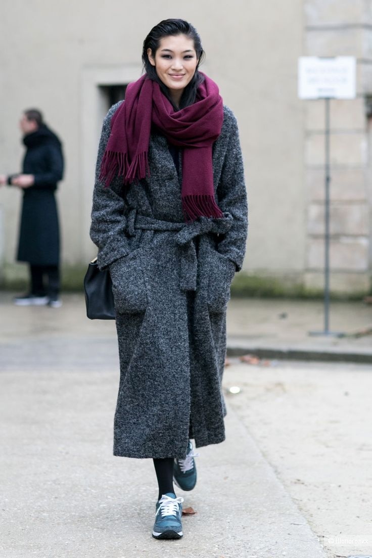 Пальто + шарф стритстайл