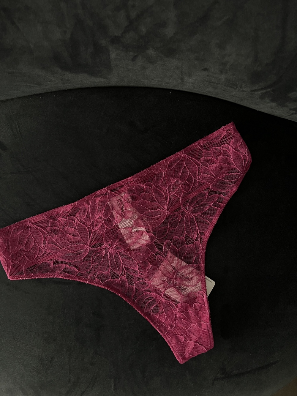 Трусы стринги Wolford (M, RUS 44)