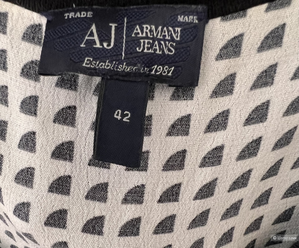 Кофта Armani Jeans 42 размер