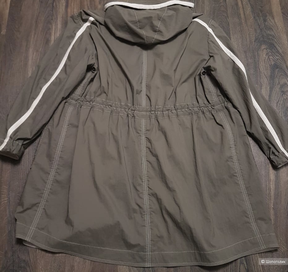 Тренч Giorgio Armani, р. 52