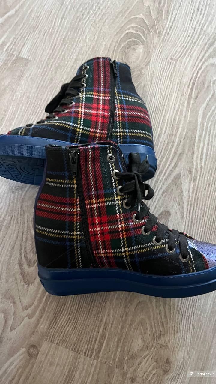 Кроссовки кеды RUCOLINE размер 38 eur