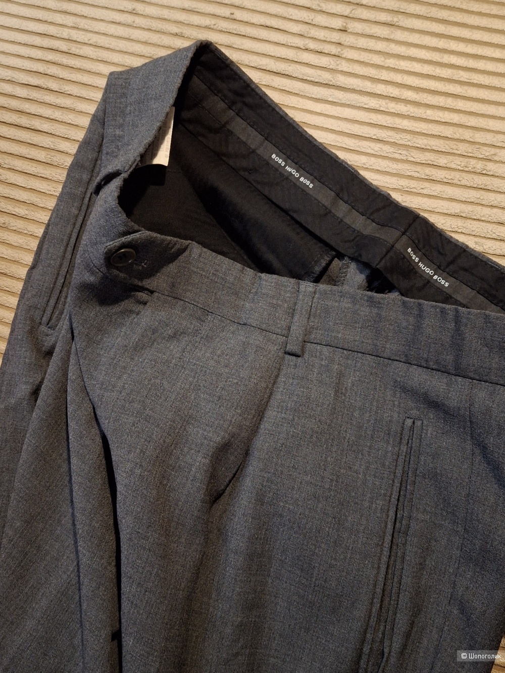 Шерстяные брюки Hugo Boss/48