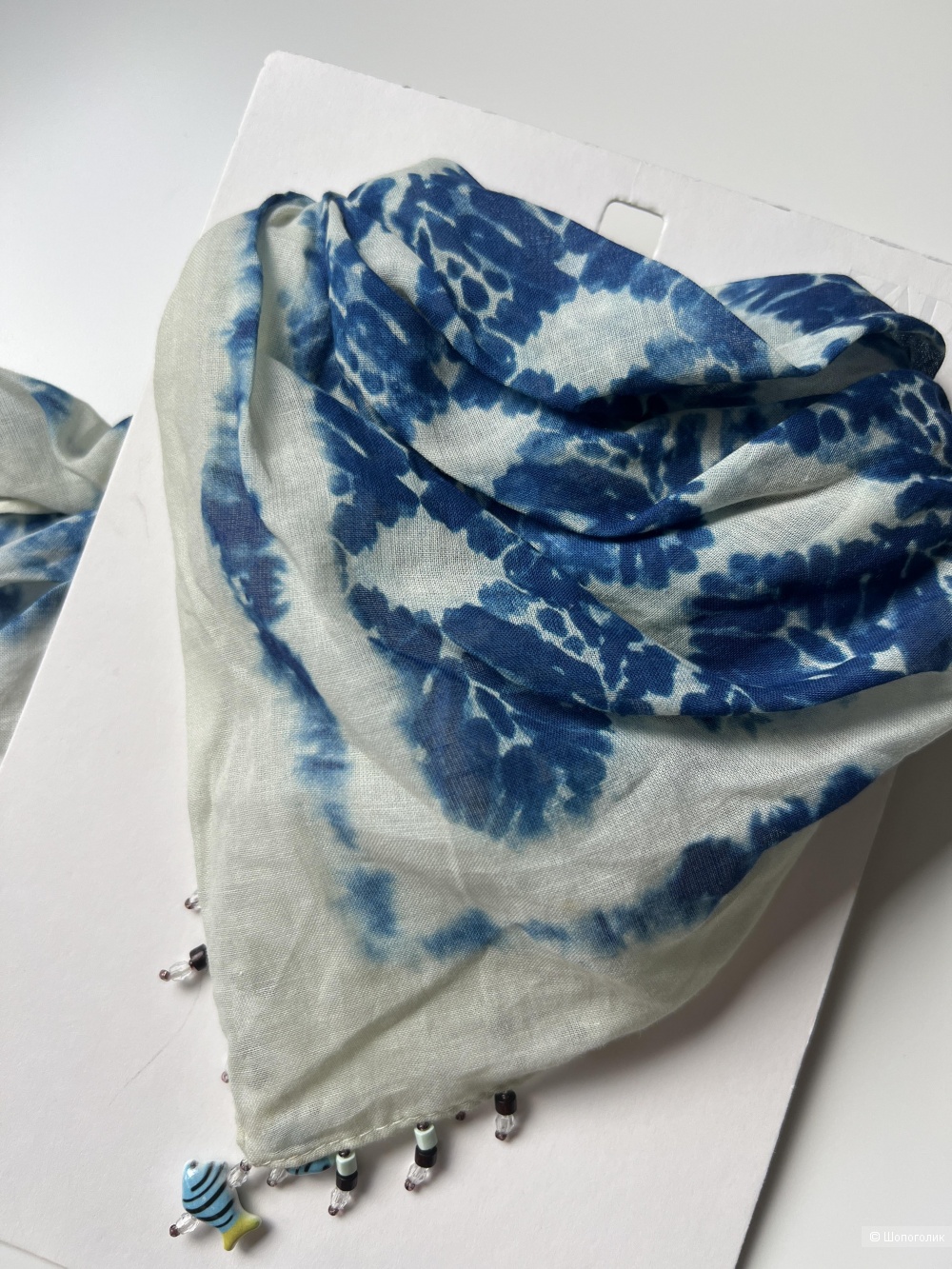 Шарф Zara с принтом и бусинками