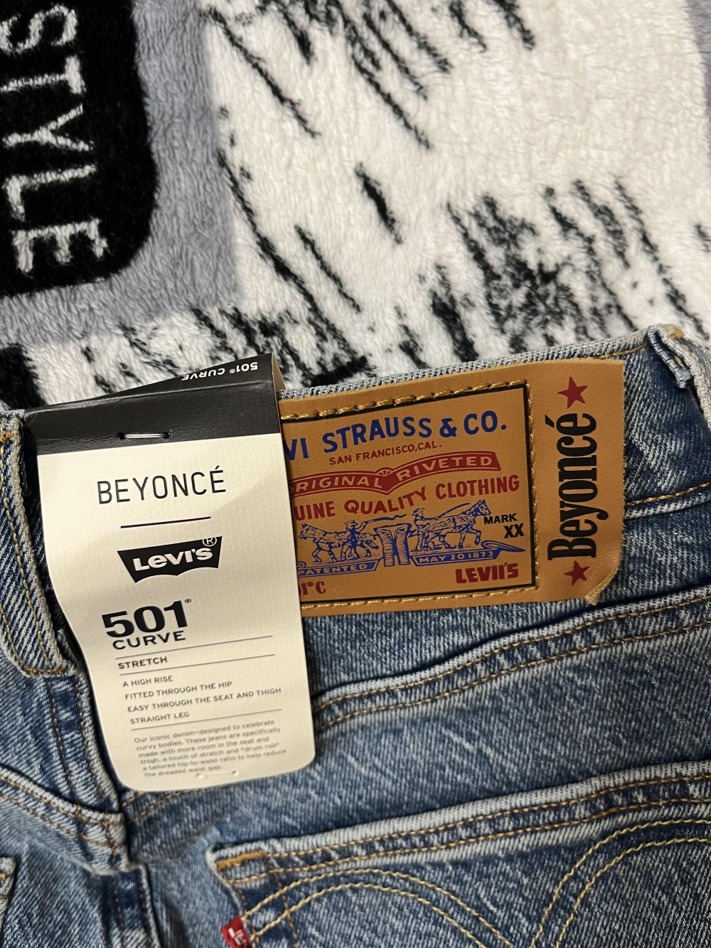 Джинсы Levi’s XS