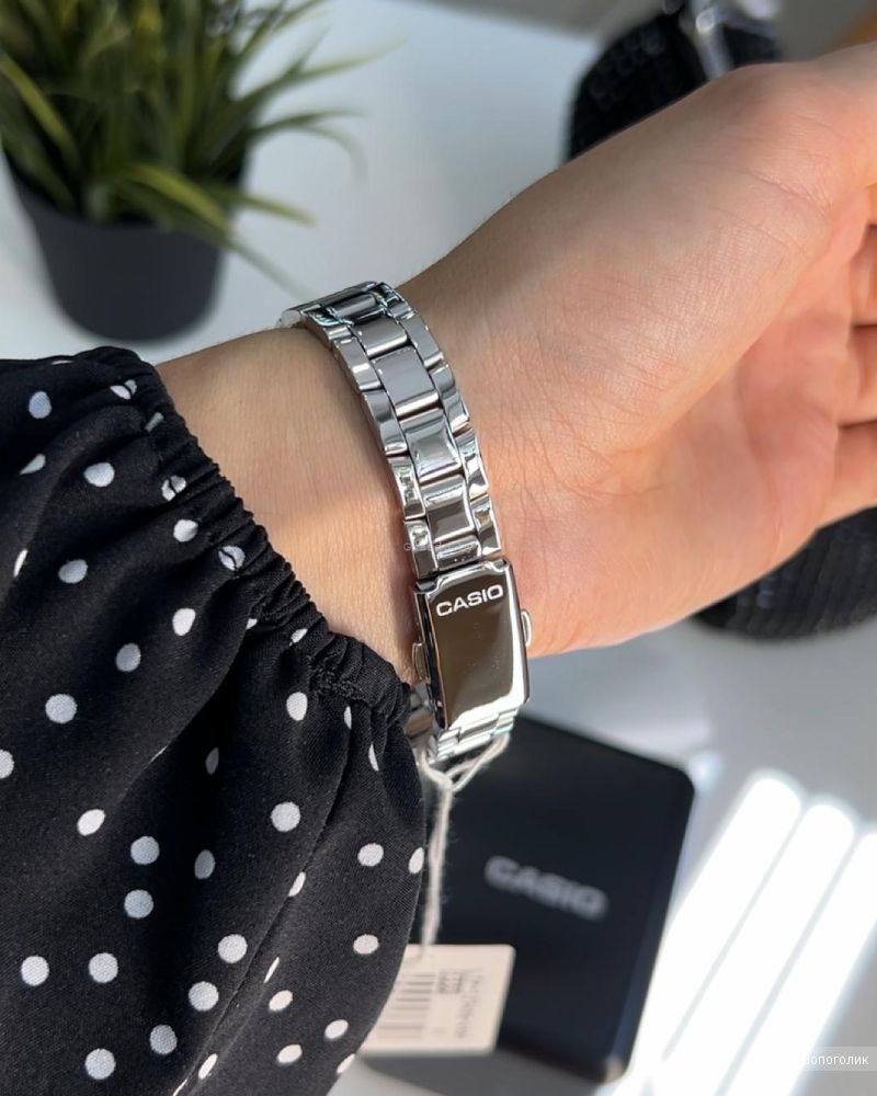 Часы Casio