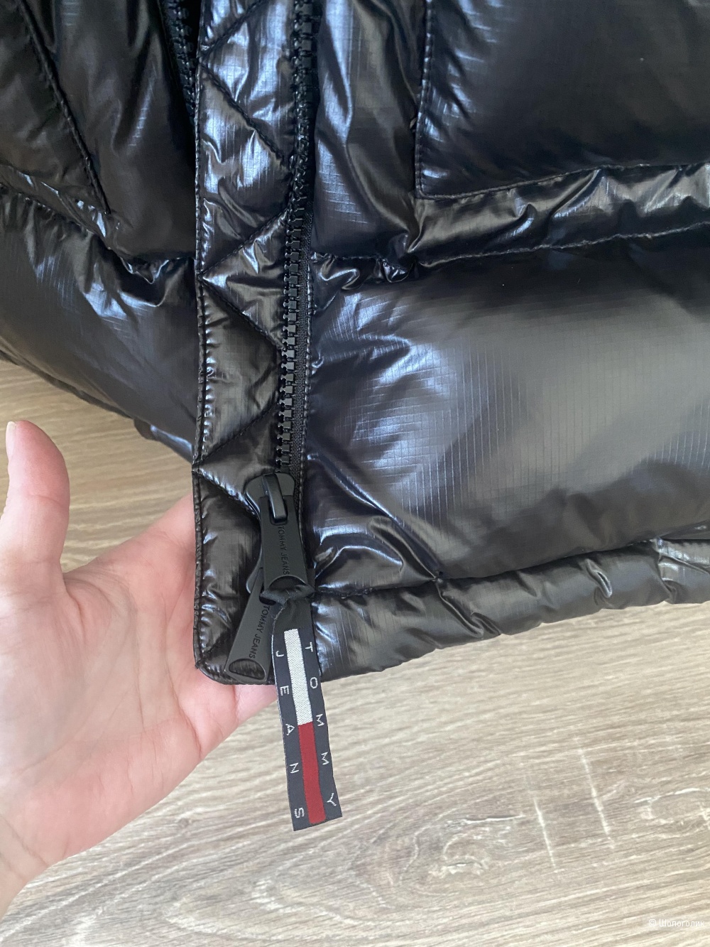 Пуховик Tommy Hilfiger xs-s