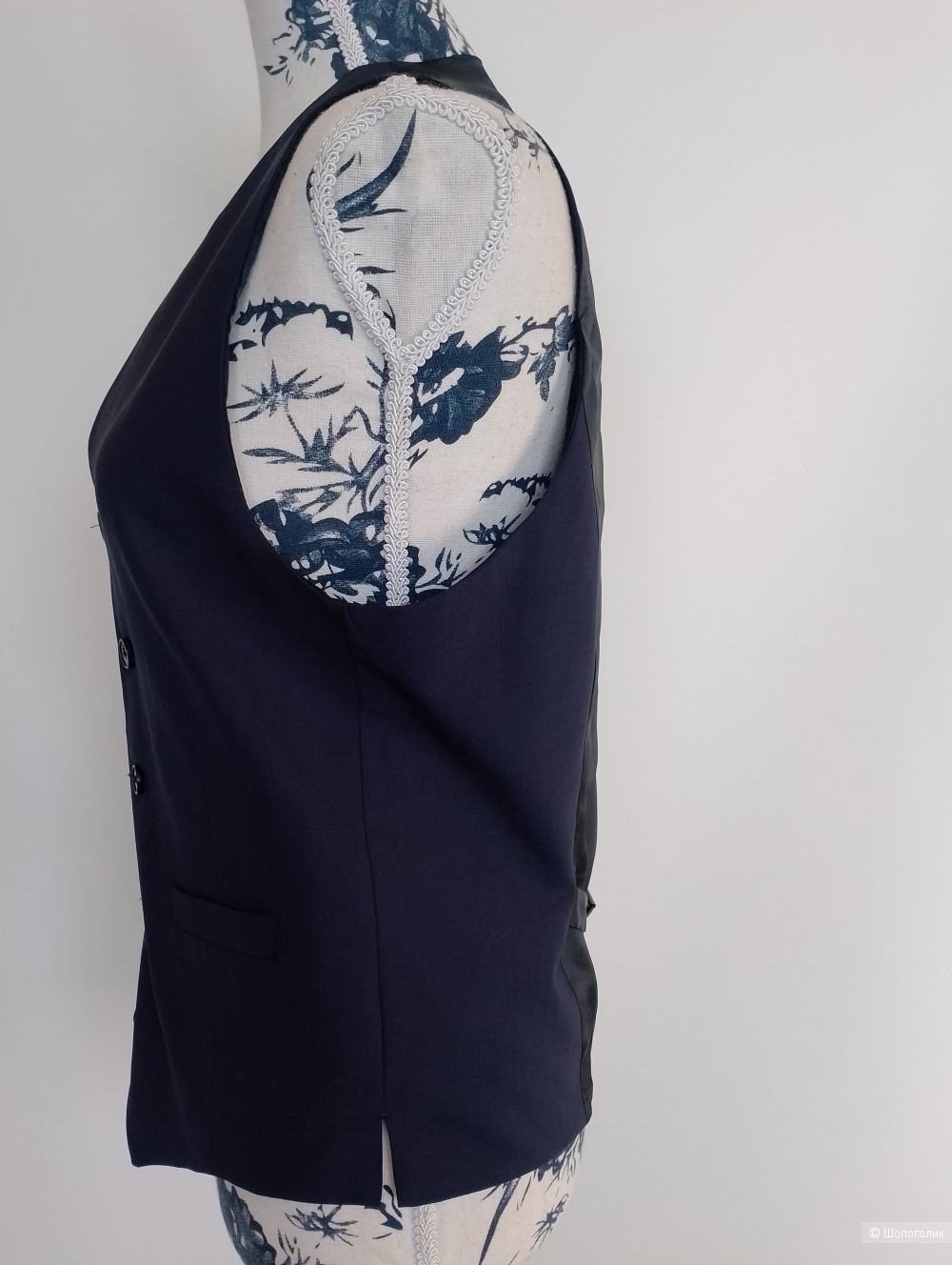 Жилет H&M шерстяной классический, 36R