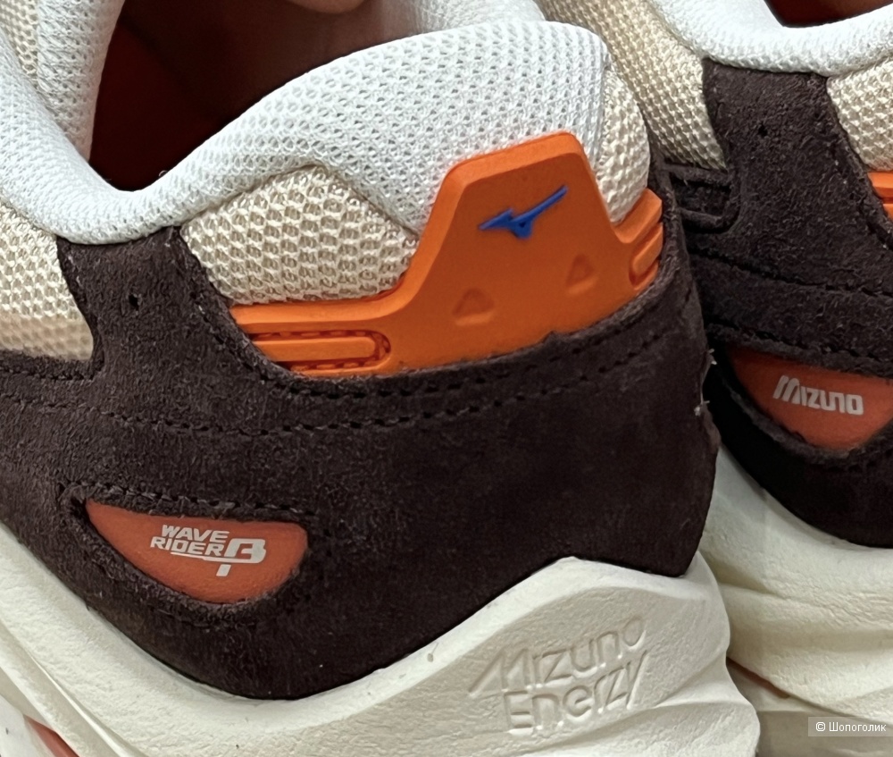 Кроссовки Mizuno Wave Rider Beta. Размер Евр 42,5 US 9,5