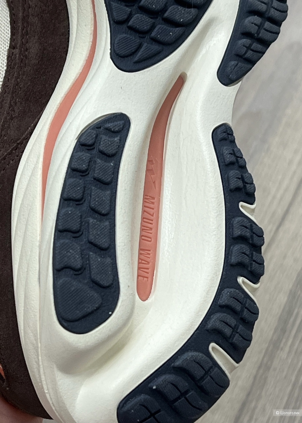 Кроссовки Mizuno Wave Rider Beta. Размер Евр 42,5 US 9,5