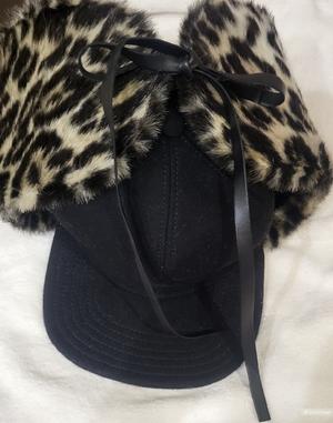 Шапка Stell/McCartney, 56