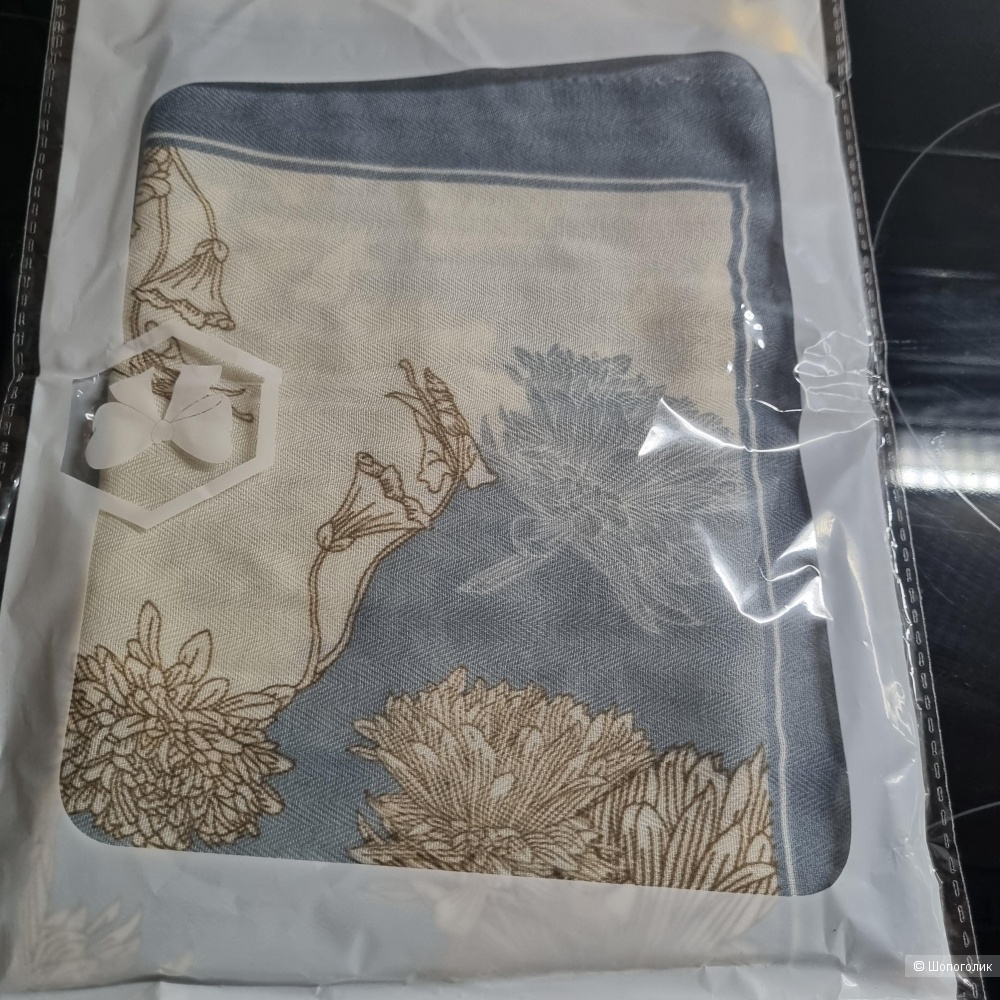 Платок no name 70*70