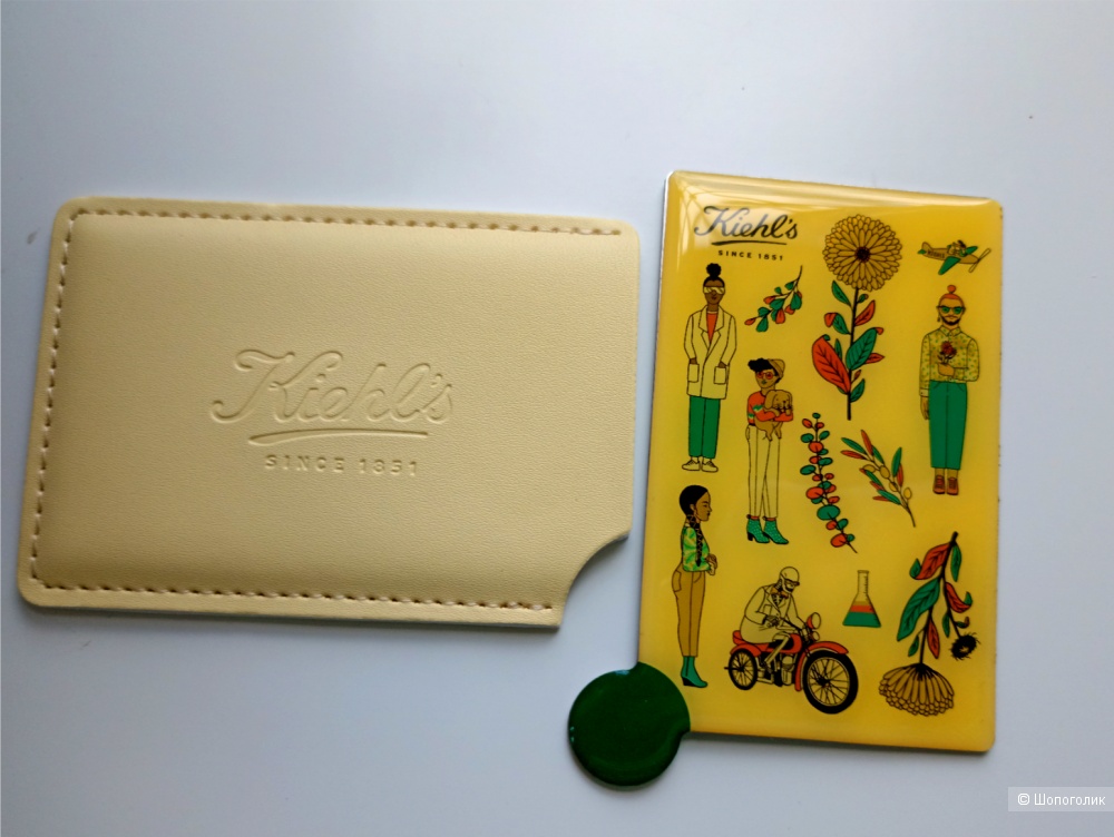 Карманное зеркало  Kiehl's