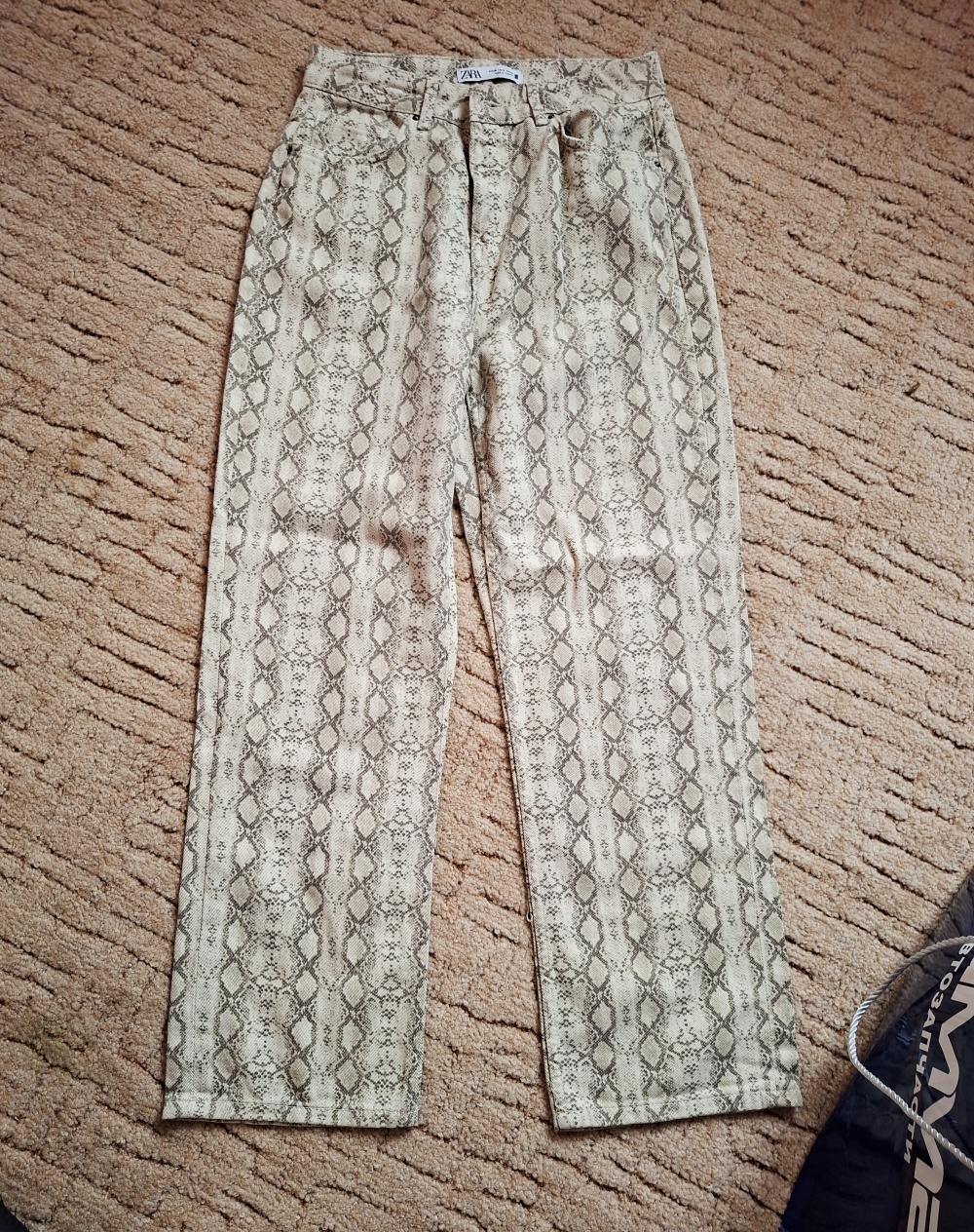 Брюки /джинсы zara 38 размер