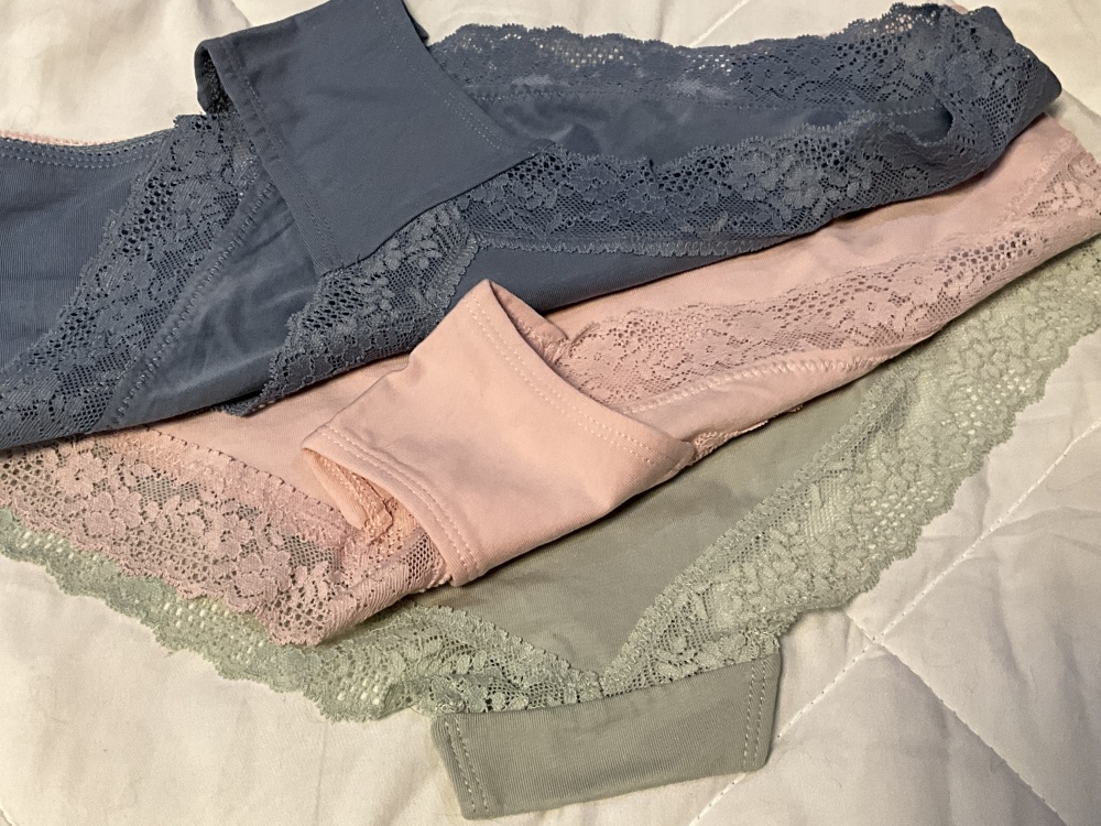 Комплект трусов C&A, р. L