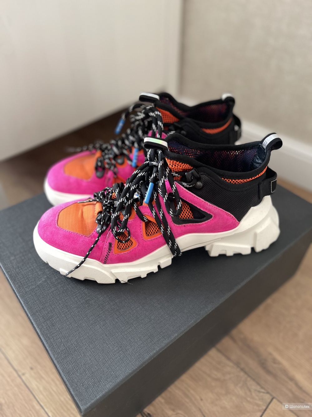 Кроссовки Alexander McQueen 36