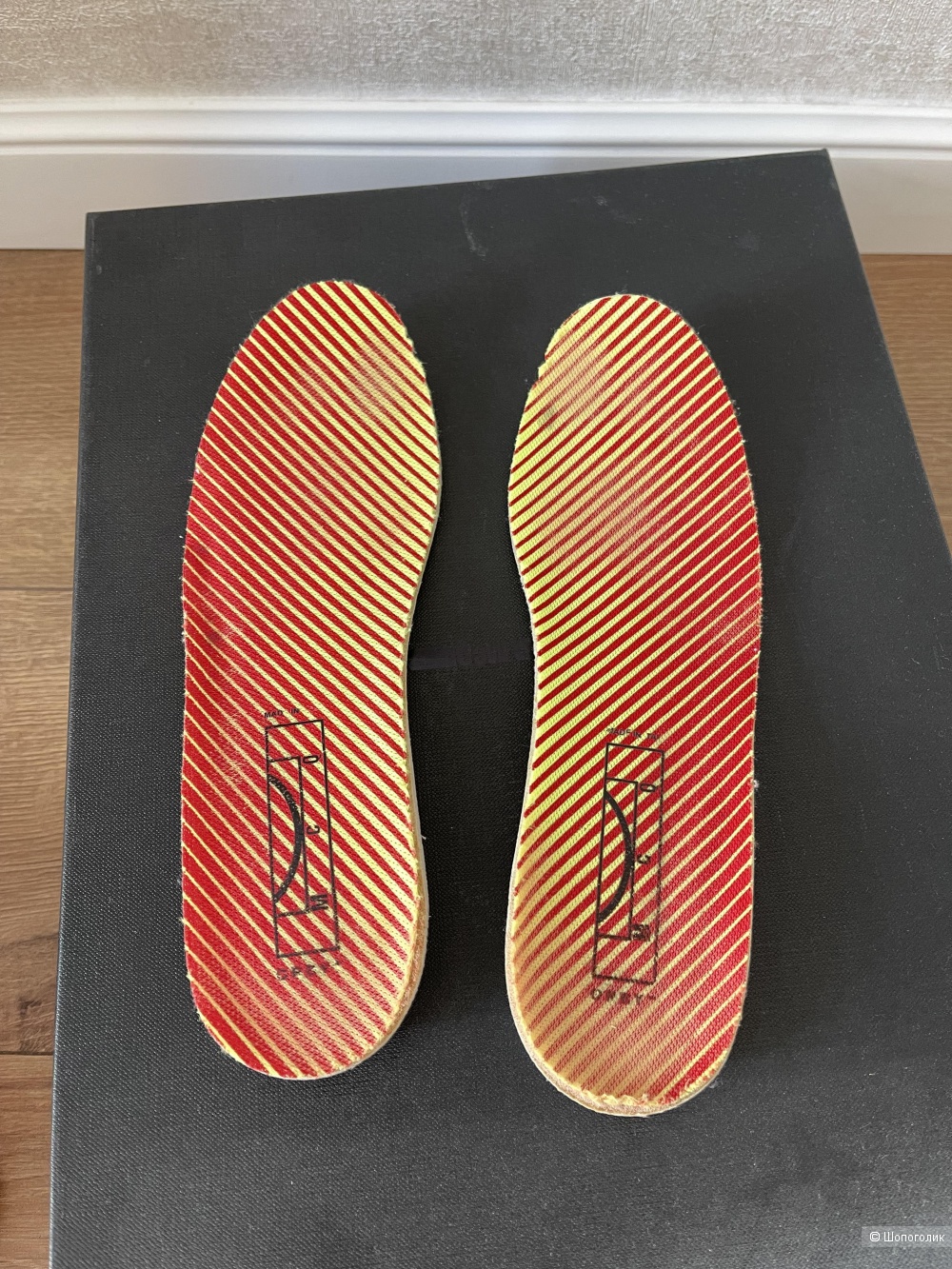 Кроссовки Alexander McQueen 36