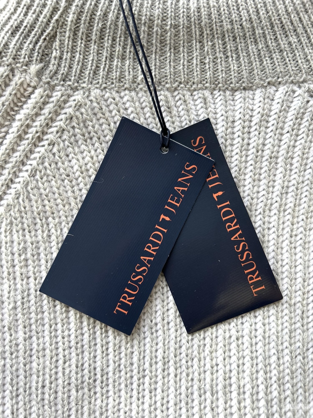 Джемпер TRUSSARDI JEANS. IT M (46 RU)