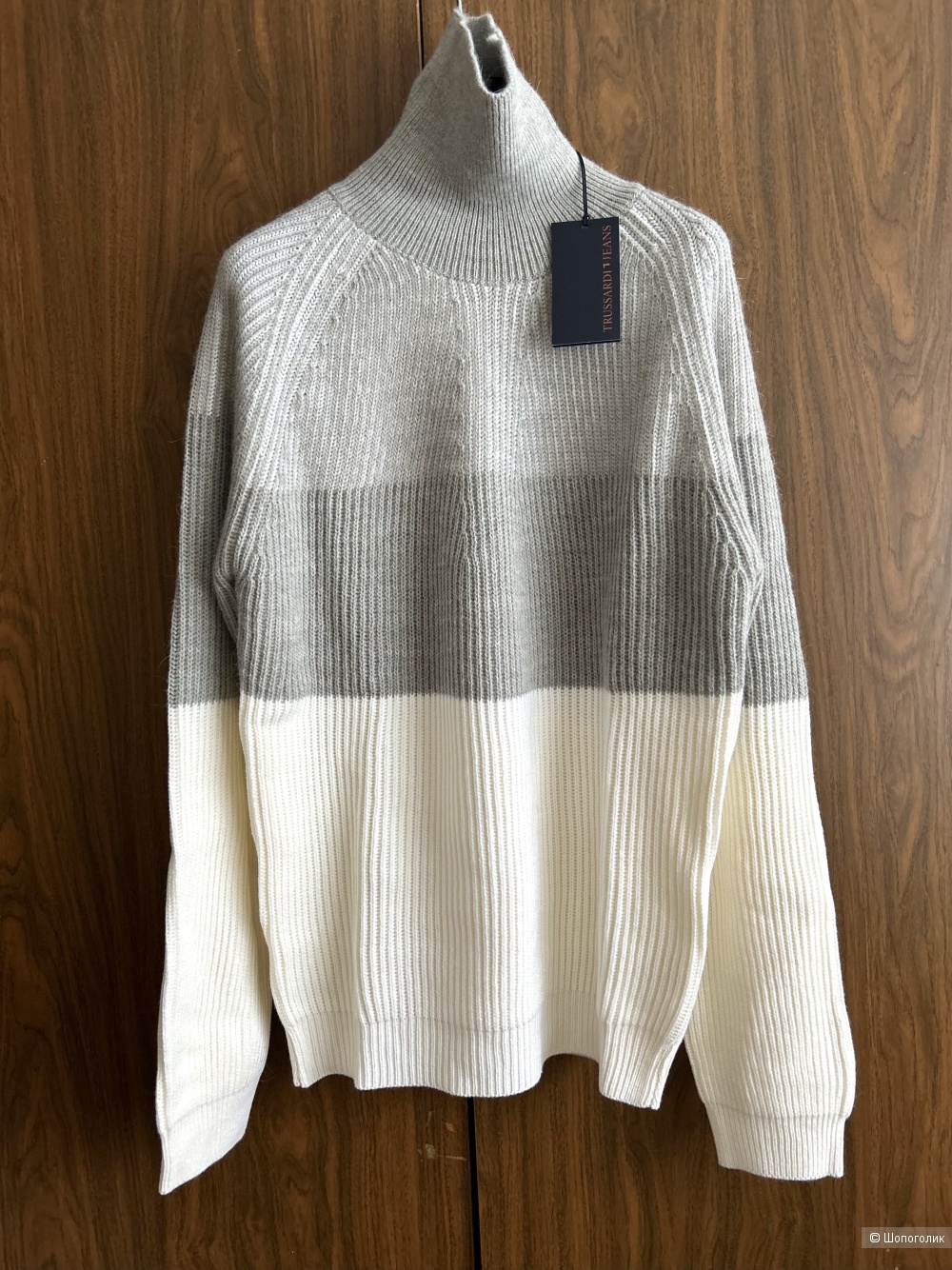 Джемпер TRUSSARDI JEANS. IT M (46 RU)